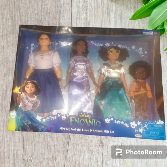 Disney Encanto Toys New In Box Disney Encanto Doll Gift Set Poshmark